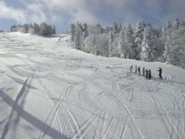 快適な滑りと幻想的な雪景色を満喫