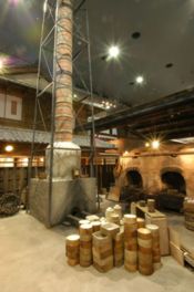 石炭窯、煙突などが再現された館内で昔の瀬戸へタイムスリップ