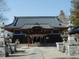 本殿は江戸時代中期 宝暦8年(1758年)。千葉県の有形文化財に指定されている