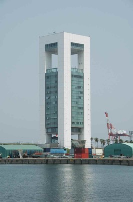 三重県で一番高いビルとして知られている