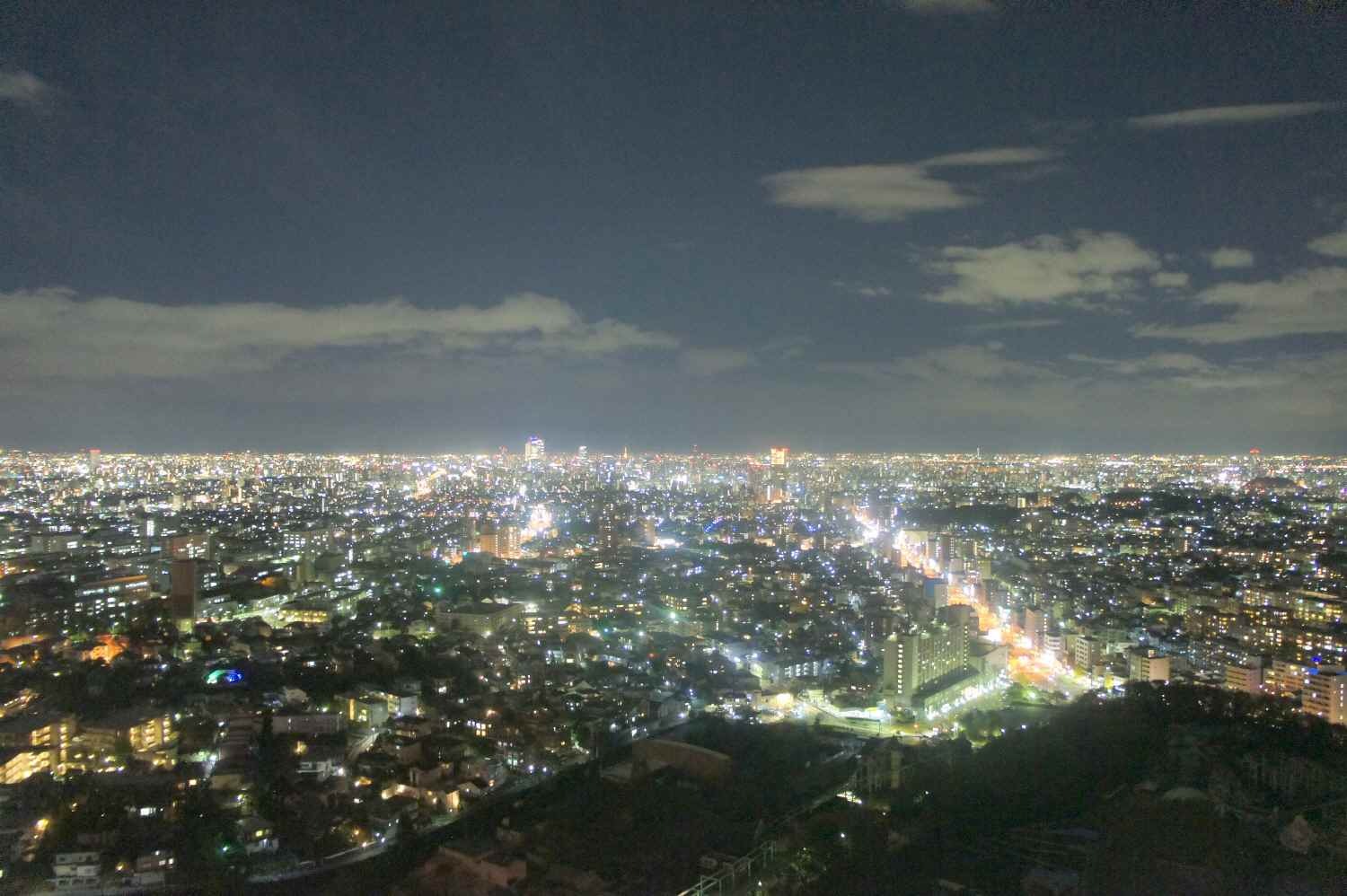 名古屋駅、栄方面を望む