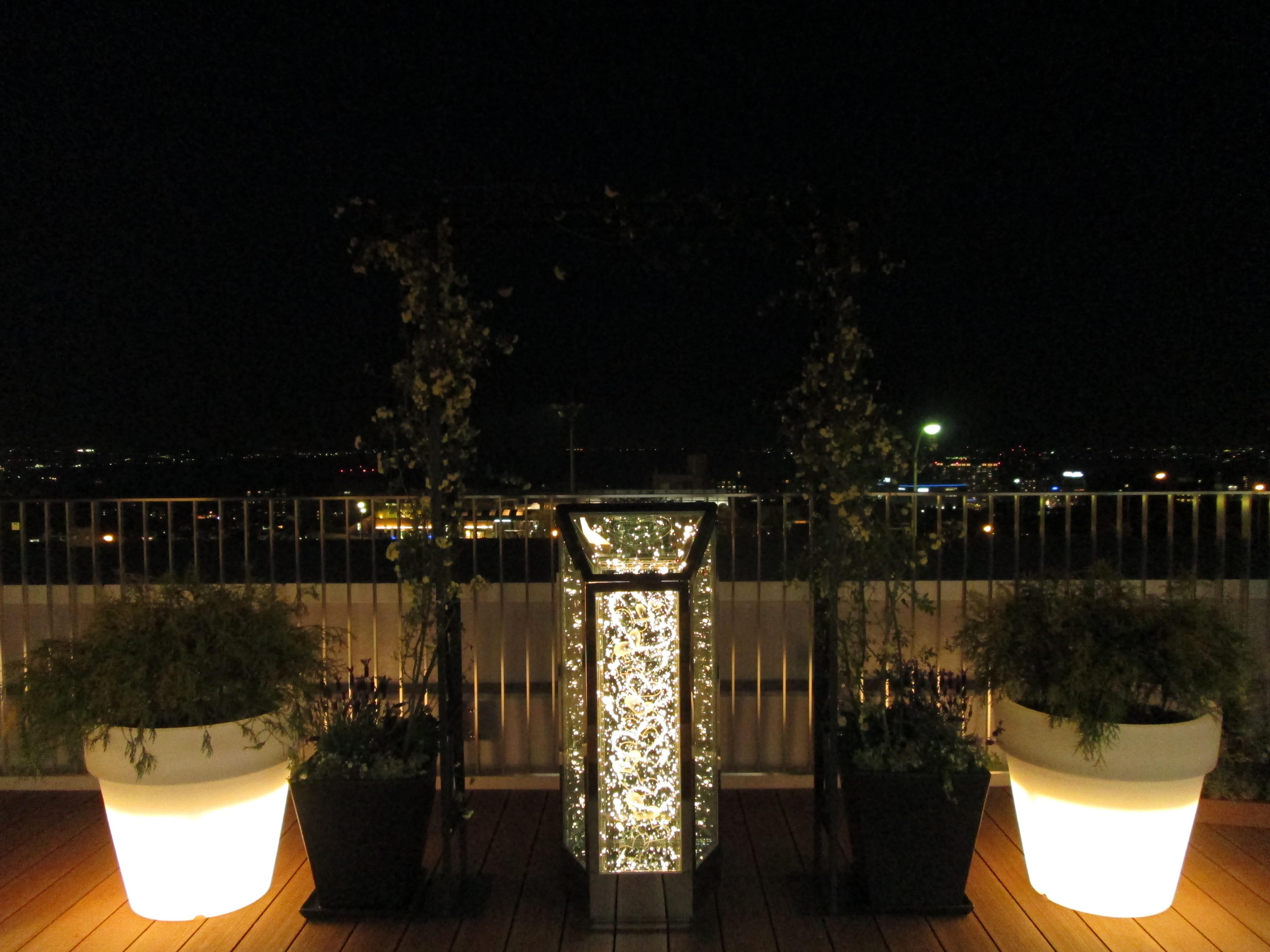 下り線展望デッキから大津市街の夜景を観賞