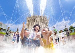 夏休み限定のイベントで「スプラッシュひろば」も登場