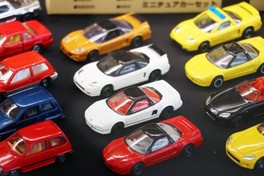 Hondaのトミカ約150台を展示