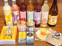 北海道産の原料で作られたリキュールやグルメを楽しむ