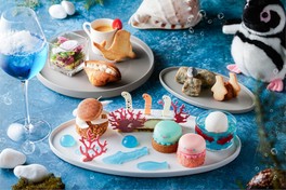 思わず水族館に行きたくなるスイーツが並ぶキュートなアフタヌーンティー