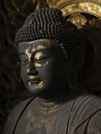 国宝 弥勒如来坐像(部分) 運慶作 鎌倉時代・建暦2年(1212年)ごろ 奈良・興福寺蔵