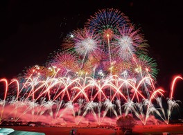 全国でも珍しい11月の花火大会