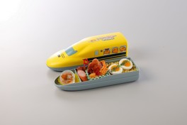 横浜タカシマヤで販売されるドクターイエロー×ぐでたま弁当(1481円)　※商品により販売日が異なる