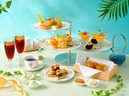 カットメロンの食べ放題が付いた夏季限定のアフタヌーンティー＆イブニングハイティー