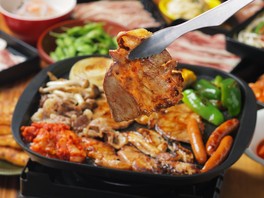 食べ飲み放題のBBQセットは、90分、120分、180分のプランからセレクトできる