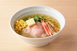 「マルエス食堂」特製丸鶏塩ラーメン1485円(各日50杯限り)　※第2弾