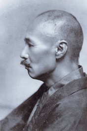 鴎外55歳　1917年(大正6年)撮影