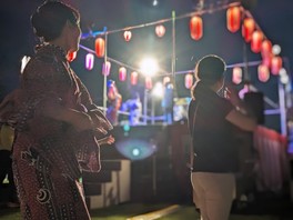 小江戸甲府の盆踊りが楽しめる
