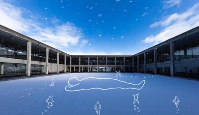 鈴木康弘「水平の人 雪を見る」