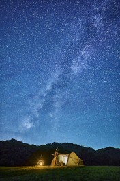 美原高原から満天の星空を見ることができる