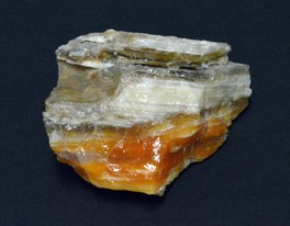 新鉱物として正式に承認された北海道石