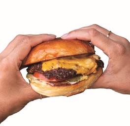 「カール・オジサン・バーガー・ショップ」OG3 Cheese burger deluxe 1870円　※後半