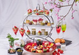 ホテルの開業30周年を記念したいちごのアフタヌーンティー