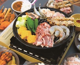 開放感満点の屋上テラスでBBQを楽しむことができる