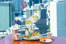 グリーンカラーを取り入れたメニューが楽しめる