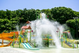 水の要塞(ようさい)