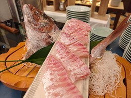 新鮮なお造りやサクサクの天ぷらなど、できたての料理が楽しめるホテルバイキング