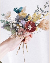 1点物のクラフト作品が多数そろう