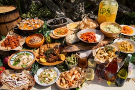 食べ放題、飲み放題で楽しめるビアガーデン