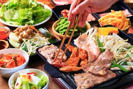 種類豊富なメニューが食べ放題で楽しめる