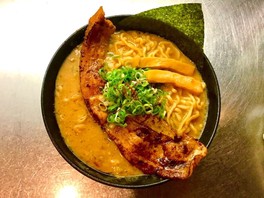 各店自慢のラーメンを楽しめる