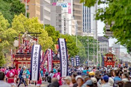 12基の仙台山鉾を見ることができる