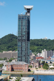 最上階の31階が「門司港レトロ展望室」