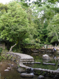 1985年環境省選定日本名水百選に選ばれた轟水源