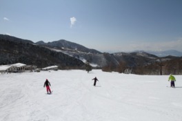 開放感あふれるゲレンデで腕をみがこう