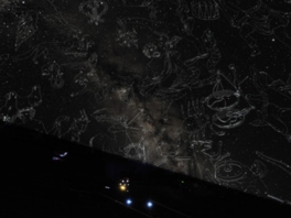 天の川も遥かに遠い星もリアルに再現される