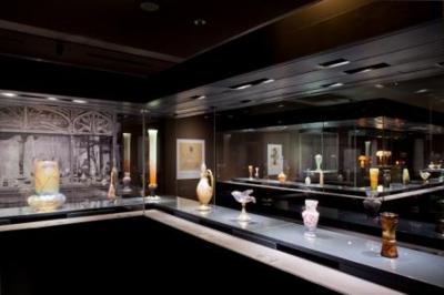 2013年にリニューアルされた1階のガラス工芸展示室