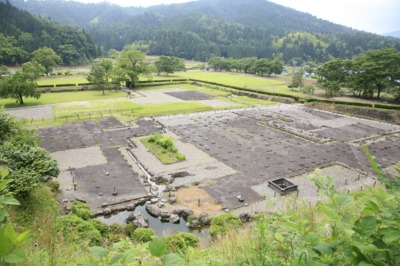 5代目領主義景が暮らした館跡