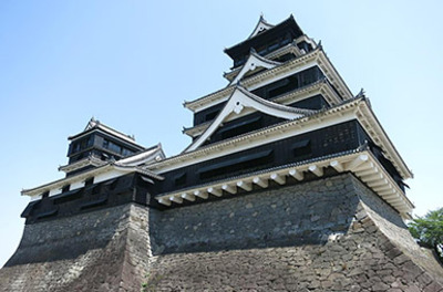 熊本が誇る名城は季節によって夜間開園も実施