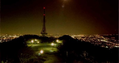 高麗山公園レストハウス展望台からテレビ塔方面(東)を望む