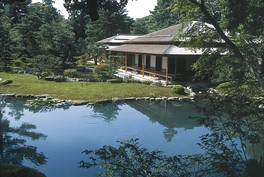 歴代の加賀藩主が作り上げた日本三大名園の1つ