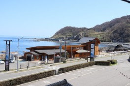 能登の大動脈である国道249号線沿いにある道の駅
