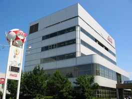 北海道内唯一の生産工場がある北海道コカ・コーラボトリング