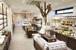 京都発のブランドで、軽井沢店は全国5店舗目だ
