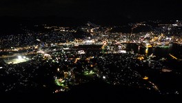 2012年に香港、モナコと共に世界新三大夜景に選ばれた