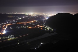 霊石山の夜景