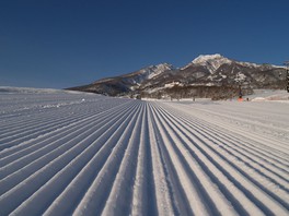 雪に恵まれた妙高エリア屈指のスキー場