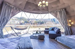 客室温泉を完備しているため、自然の中で心安らぐプライベート温泉を満喫