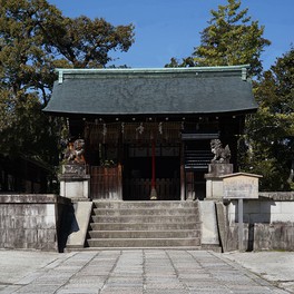 明治6(1873)年に敷地神社に遷座されて六勝神社となった