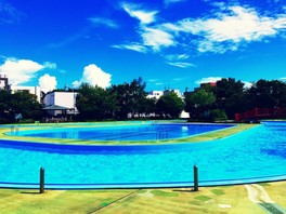 夏季にオープンし、夏休みは子供で賑わう